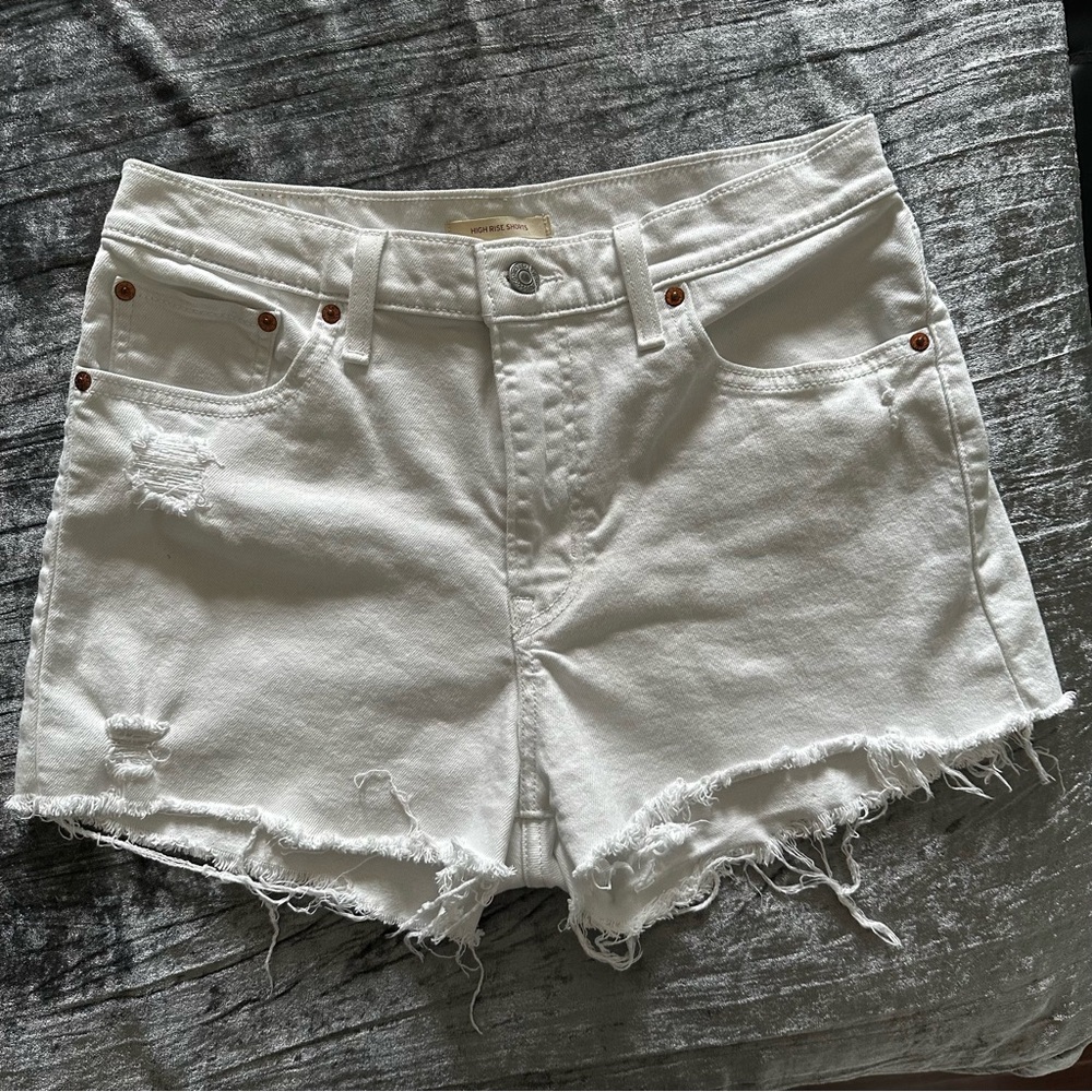 Levi’s Shorts White